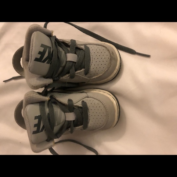 Toddler Nike High Tops - Picture 3 of 5